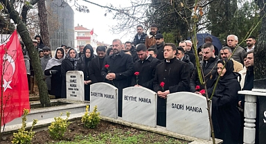 Ülkücü Şehit Manga Mezarı Başında Anıldı