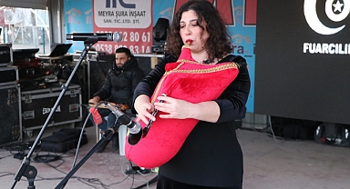  Festivallerde Karadeniz ezgilerini tanıtıyor