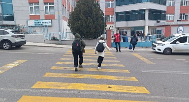 ÖĞRENCİYE GÜVEN, YOL VERMEYENE CEZA