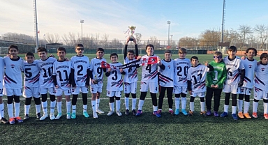 U13 Ligi’nin şampiyonu Alsancakspor