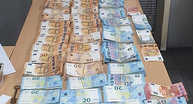 10 MİLYON TL DEĞERİNDEKİ EURO KOMŞUDA YAKALANDI