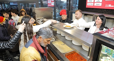 İLK İFTAR BAŞKANDAN