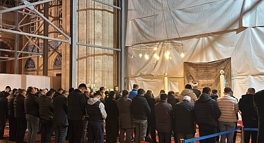 Selimiye Camisi ramazanı sınırlı sayıda ziyaretçiyle karşıladı