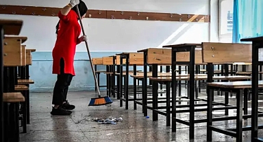 TEMİZLİKÇİLERE AY SONU PAYDOS