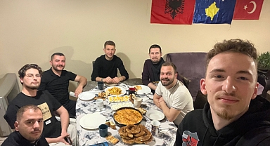 Uluslararası Öğrenciler kardeşlik Sofrasında Buluşuyor