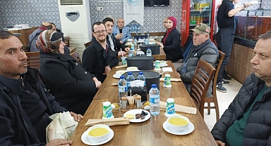 YESEVİ HAREKETİ, GÖNÜLLÜLERİYLE İFTAR SOFRASINDA BULUŞTU