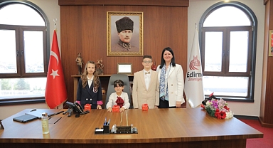 BAŞKANLIK MAKAMINA ELİF OTURDU