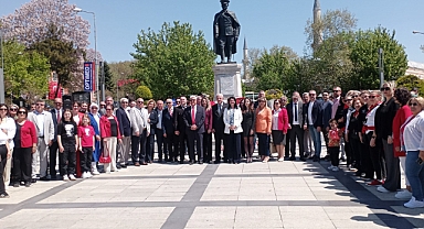 CHP VE ADD’DEN ALTERNATİF TÖREN