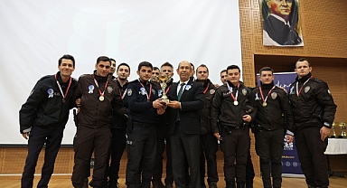 Dereceye giren polisler ödüllendirildi
