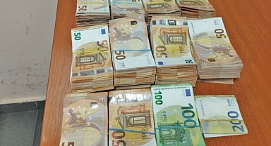 HAVA FİLTRESİNDE 102 BİN EURO İLE YAKALANDI