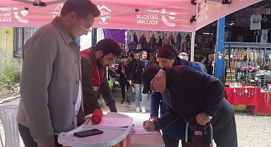 İmzalar pazarda atıldı