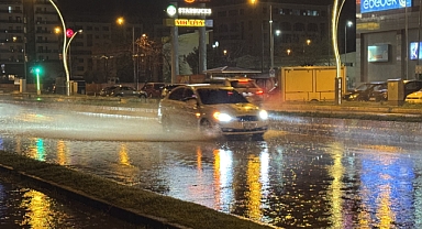 Sağanak etkili oldu