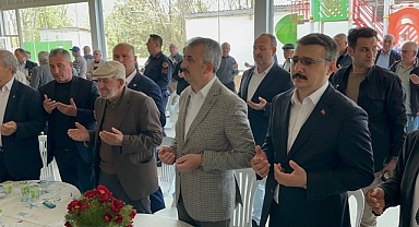Vali Sezer, yağmur duasına katıldı