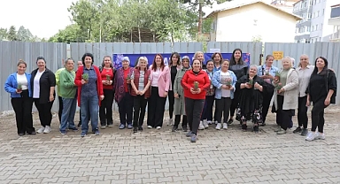 ANNELER GÜNÜ DOYASIYA KUTLANDI