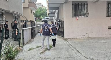 Apartmanın 5. katından düşen çocuk öldü