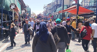 ÇARŞI PAZARDA KAKAVA COŞKUSU BAŞLADI