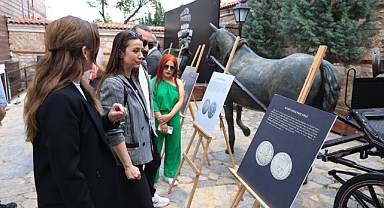 Ecnebi paralar sergilendi