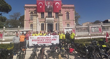 GÜVENLİ NİTELİKLİ BİSİKLET YOLLARI İSTİYORUZ