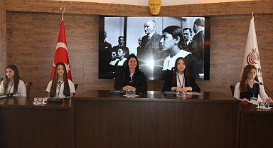 İlk Çocuk Meclisi toplandı