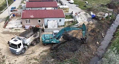 İpsala'da DSİ kanal temizliği gerçekleştirdi