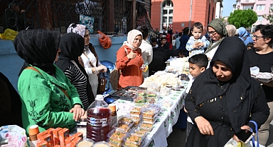 Şehit Asım İlkokulu’nda kermes düzenlendi