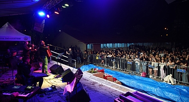 Sınır kenti Edirne'de Balkan şarkıları seslendirildi