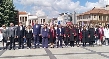 “TİCARET SAVAŞLAR İLAÇ SEKTÖRÜNÜ ETKİLİYOR”