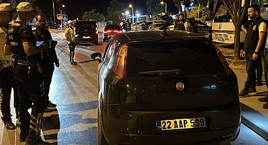 Abartı egzoz kullanan sürücüye 9 bin 267 lira ceza kesildi