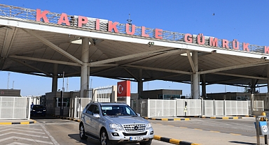 Gurbetçiler Türkiye’ye kavuşmanın mutluluğunu yaşıyor