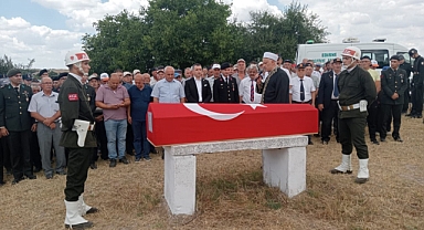 Kıbrıs Gazisi Ahmet Ada, son yolculuğuna uğurlandı
