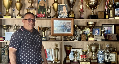 EFSANE HELALLİK VERDİ