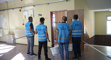 KAMU YARARINA ÇALIŞACAKLAR