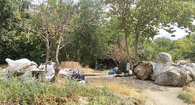 MAHALLEDE GÖZ GÖRE GÖRE TEHLİKE