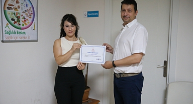 Meslektaşlarının desteğiyle sigaradan kurtuldu