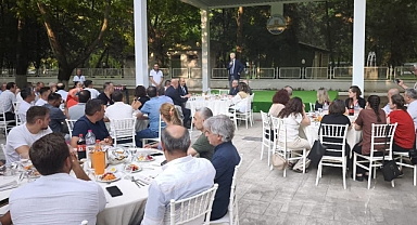 TÜ PERSONELİNE MORAL YEMEĞİ