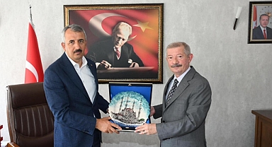 Vali Sezer’den Mercan’a ziyaret