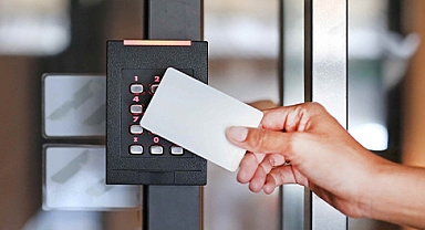 BELEDİYEDE KARTLI DÖNEM