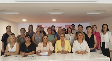 CHP’li Kadınlar Ayakta 
