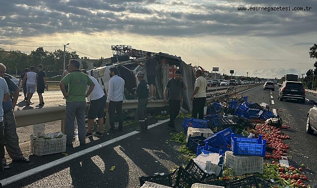 Devrilen kamyonun sürücüsü öldü