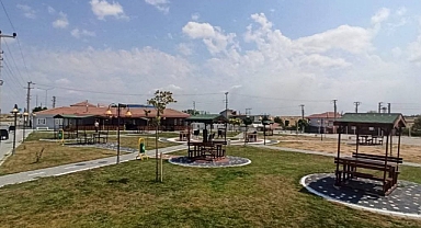 Esetçe Beldesi’nde Park Çalışmaları Devam Ediyor