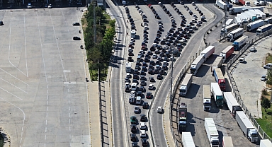 Gurbetçilerin hüzünlü dönüş yolculuğu sürüyor