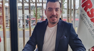 Mavi yakalı tatili unuttu 