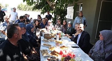 Vali Sezer Meriç'te fıstık üreticileriyle bir araya geldi