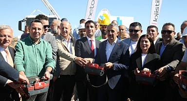 4 fabrikanın temeli atıldı