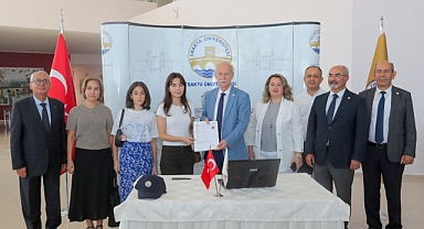 İlk kayıt Rektörden