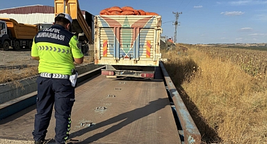  Taşıma sınırını aşan kamyon sürücüsüne 59 bin 199 lira ceza