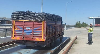 Taşıma sınırını aşan kamyon sürücüsüne ceza