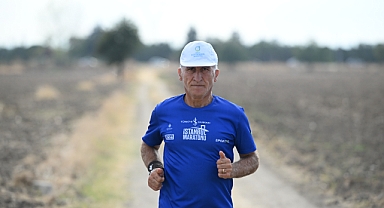 65 Yaşında Sağlığa Koşuyor