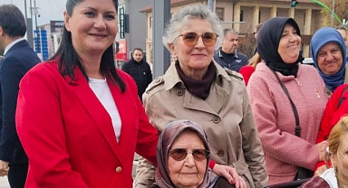 93 Yaşındaki Cumhuriyet Kadını Feriha Çayan’dan Duygulandıran Anlar
