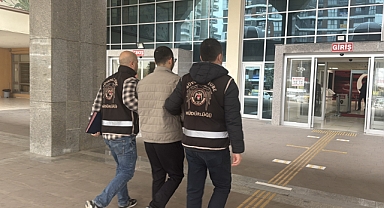 Alkollü imam kostümü adliyede